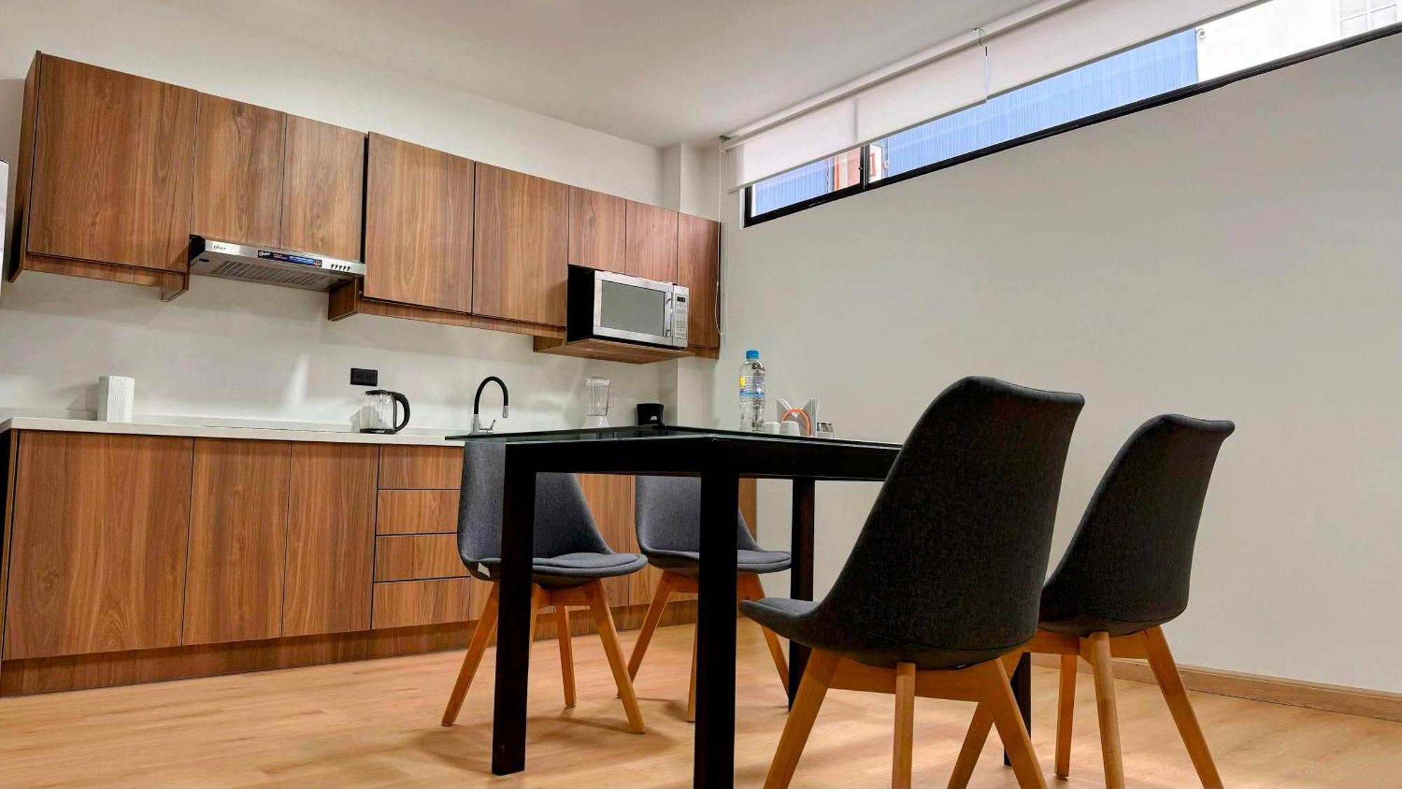 Edificio Tofino Leilighet Quito Eksteriør bilde