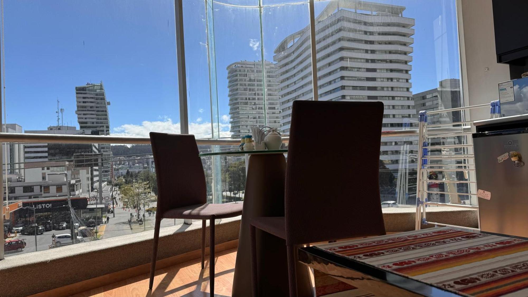 Edificio Tofino Leilighet Quito Eksteriør bilde
