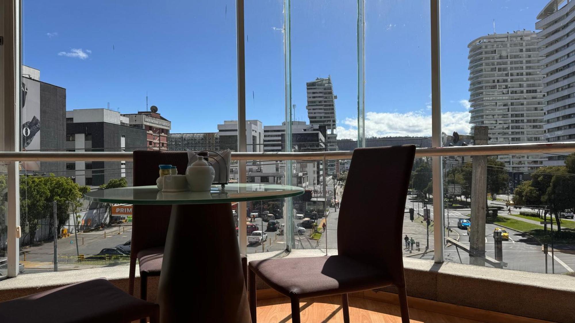 Edificio Tofino Leilighet Quito Eksteriør bilde