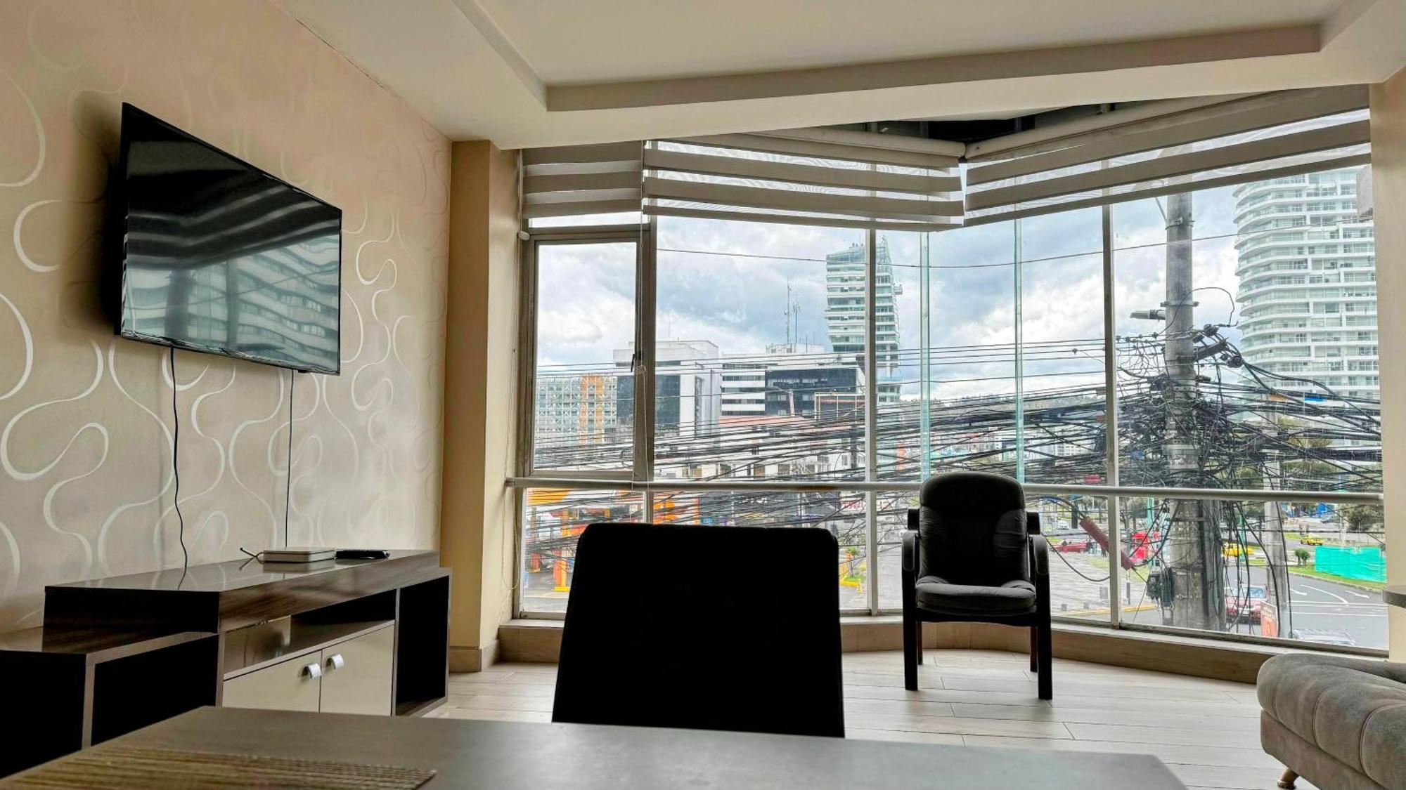 Edificio Tofino Leilighet Quito Eksteriør bilde
